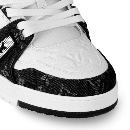 LV Trainers | Black & White